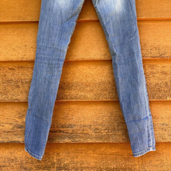 Cello Jeans Skinny Low Rise Distressed Blue Jeans Size 3 - Picture 10 of 13